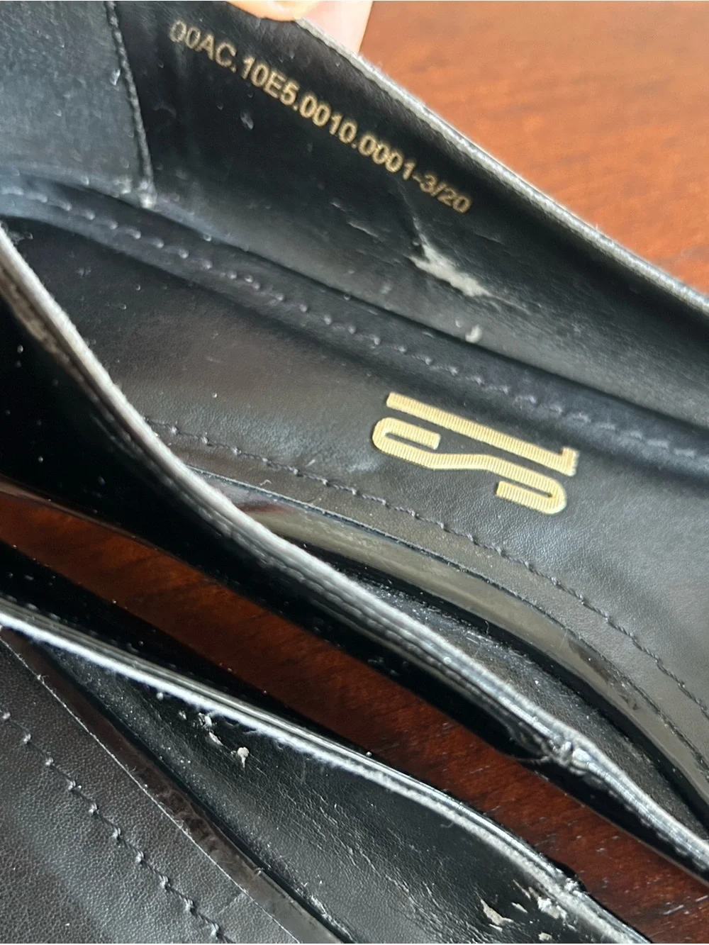 Pointed Toe Black Patent Loafer Flats size 8B It shows wear on the inside.